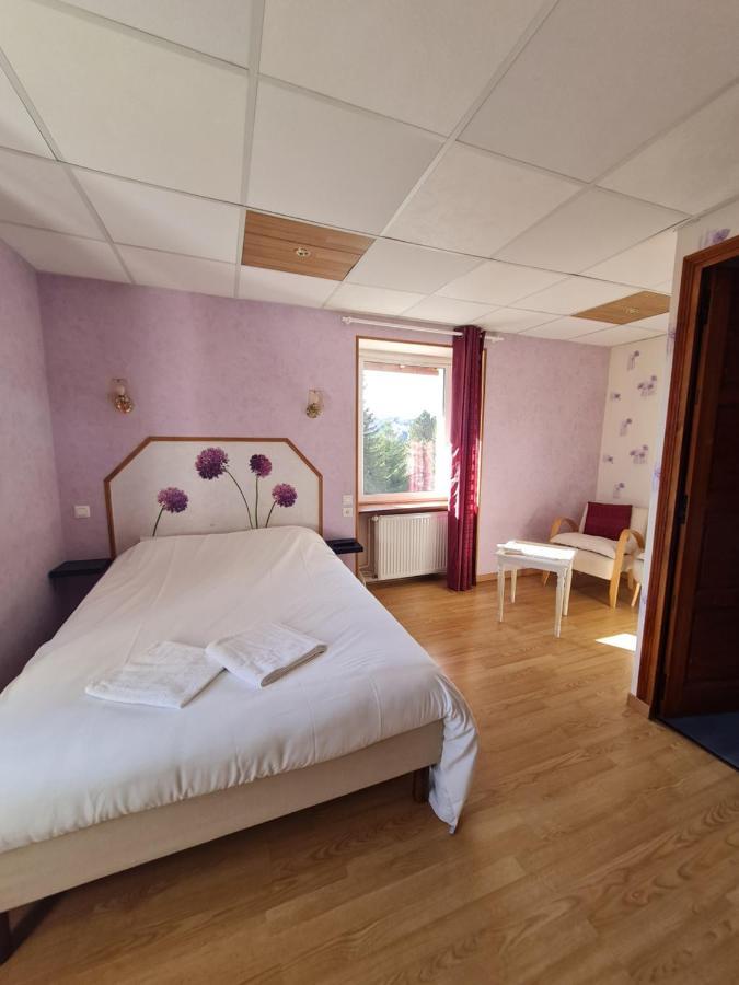 Hotel Des Cevennes Mezilhac Exteriör bild